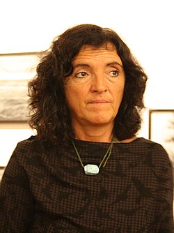 阿德里安娜·萊斯蒂多 - 攝影師肖像